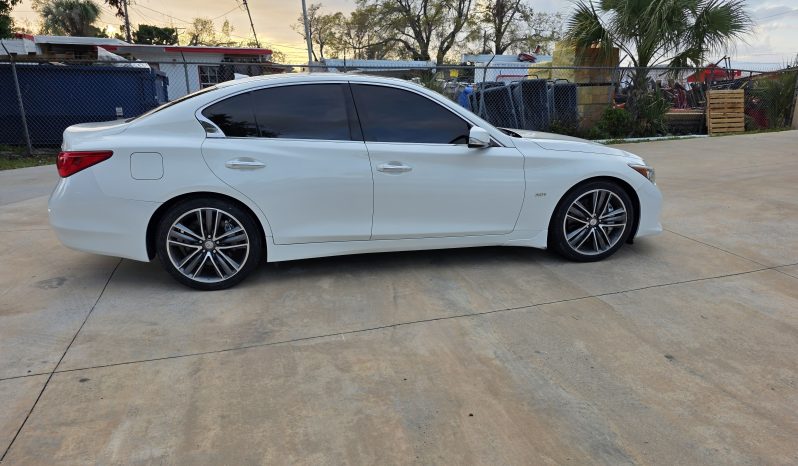 
								2017 Infiniti Q50 3.0t Sport full									