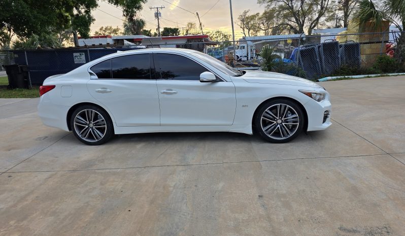 
								2017 Infiniti Q50 3.0t Sport full									
