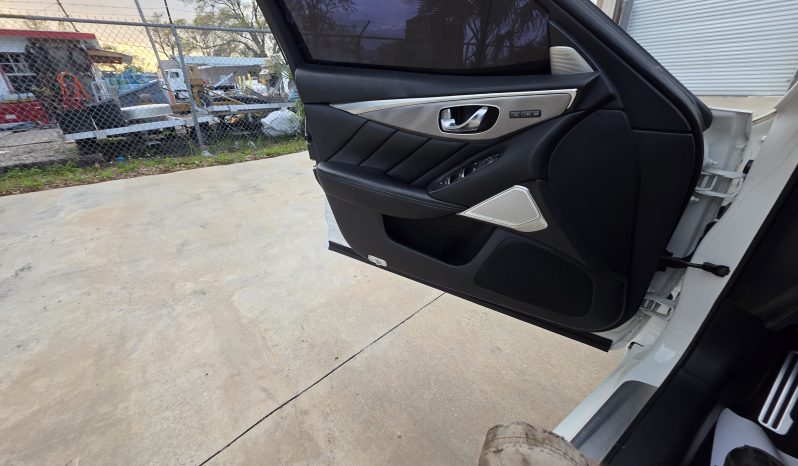 
								2017 Infiniti Q50 3.0t Sport full									