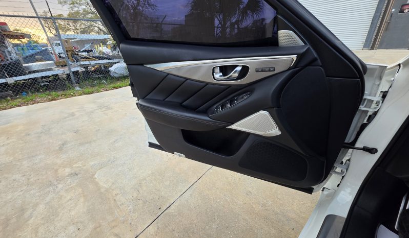 
								2017 Infiniti Q50 3.0t Sport full									