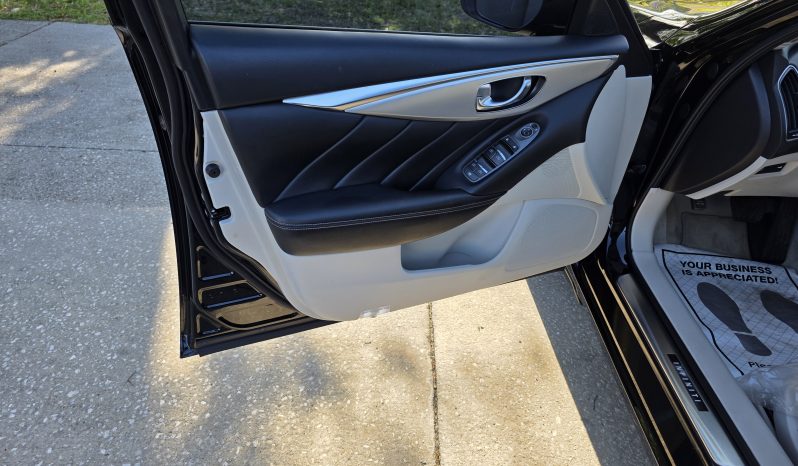 
								2020 Infiniti Q50 3.0t LUXE full									