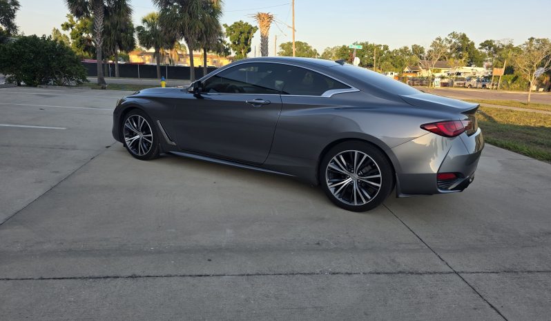 
								2019 Infiniti Q60 3.0t LUXE full									