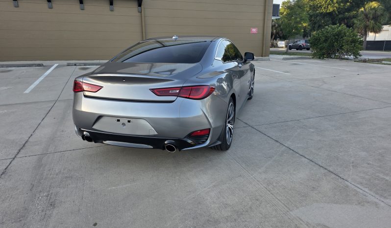 
								2019 Infiniti Q60 3.0t LUXE full									