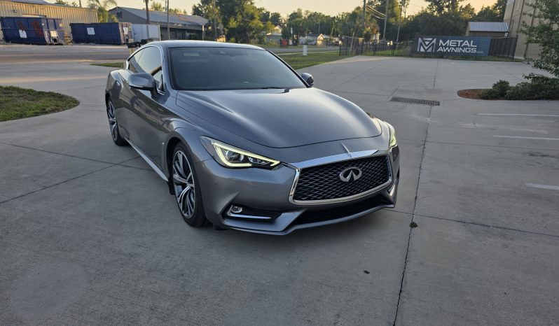 
								2019 Infiniti Q60 3.0t LUXE full									