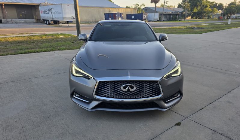
								2019 Infiniti Q60 3.0t LUXE full									