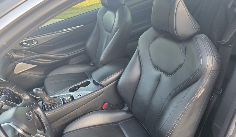 
								2019 Infiniti Q60 3.0t LUXE full									