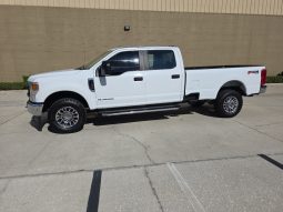 
										2020 Ford F-250 SD Lariat Crew Cab 4WD full									