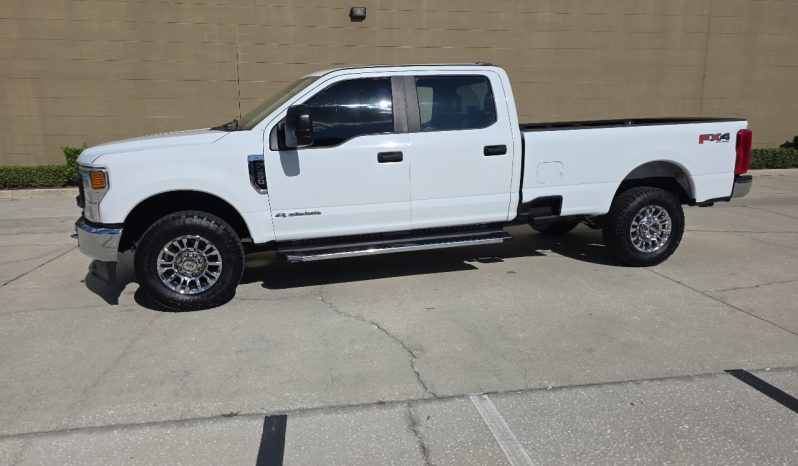 
								2020 Ford F-250 SD Lariat Crew Cab 4WD full									