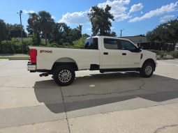 
										2020 Ford F-250 SD Lariat Crew Cab 4WD full									