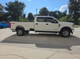 
										2020 Ford F-250 SD Lariat Crew Cab 4WD full									