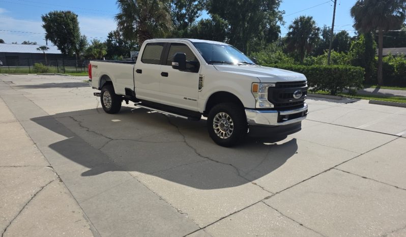 
								2020 Ford F-250 SD Lariat Crew Cab 4WD full									