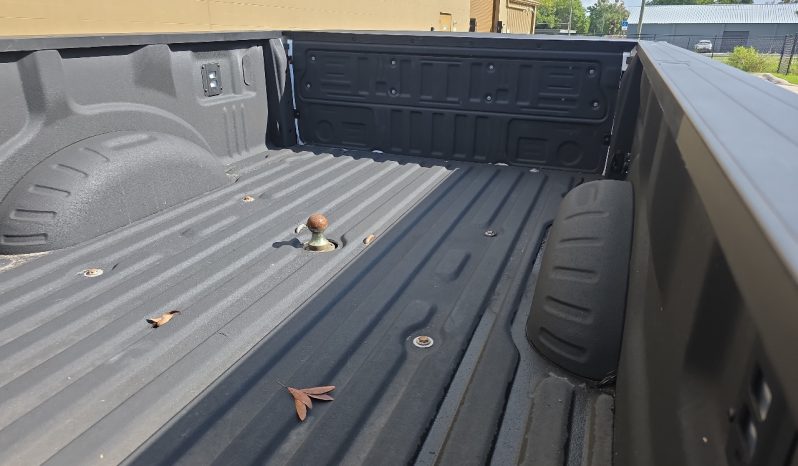 
								2020 Ford F-250 SD Lariat Crew Cab 4WD full									