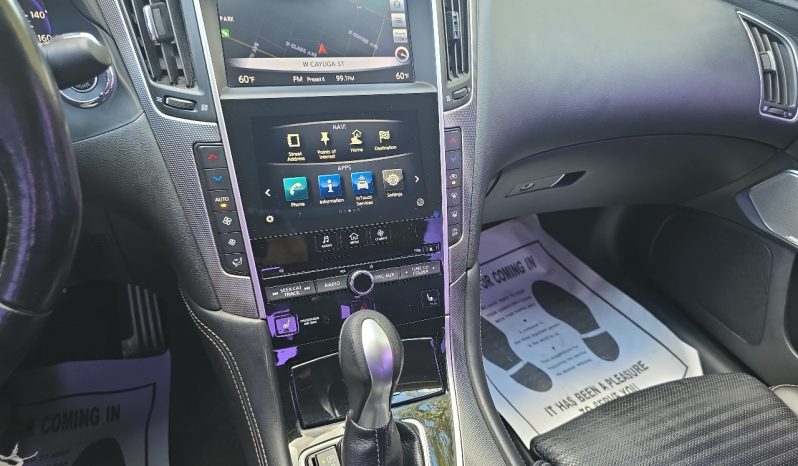 
								2017 Infiniti Q50 Red Sport 400 full									