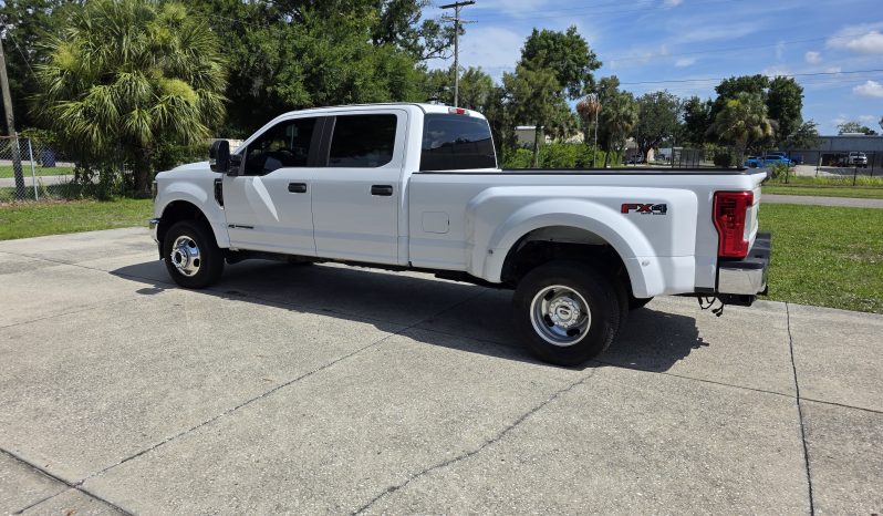 
								2017 Ford F-350 Lariat full									