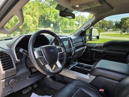 
										2017 Ford F-350 Lariat full									