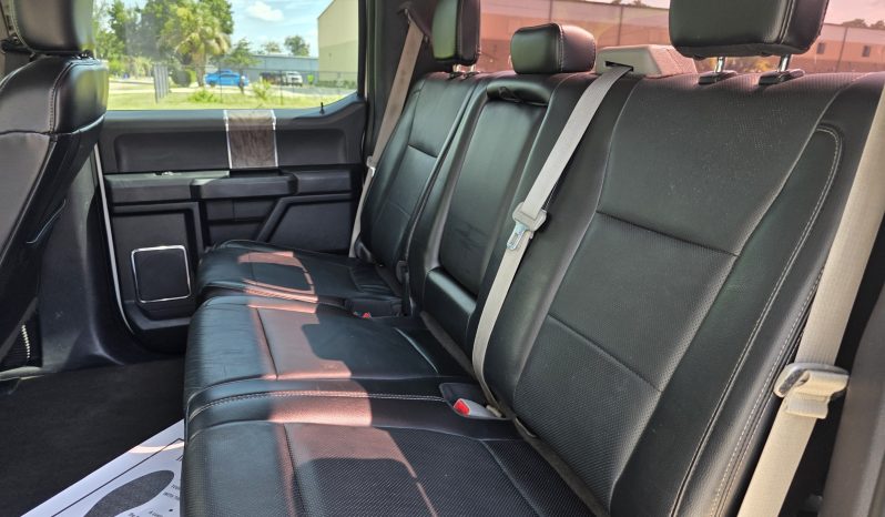 
								2017 Ford F-350 Lariat full									
