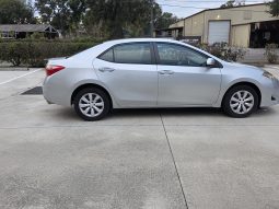
										2017 Toyota Corolla full									