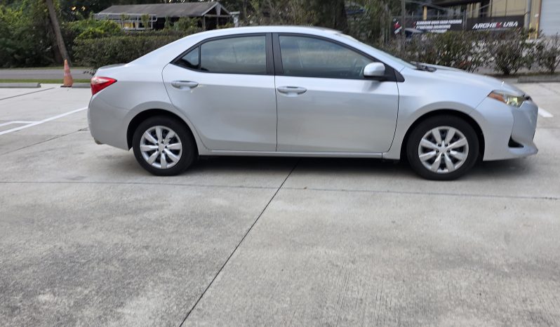 
								2017 Toyota Corolla full									