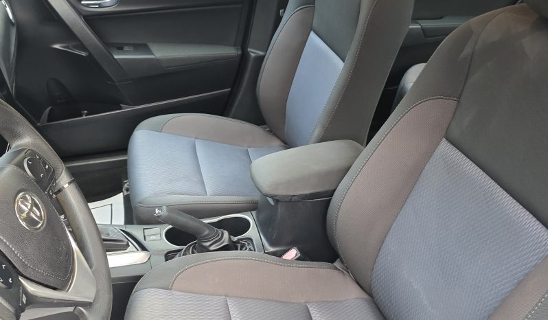 
								2017 Toyota Corolla full									