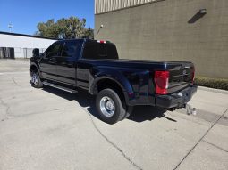 
										2022 Ford F-350 full									