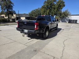 
										2022 Ford F-350 full									