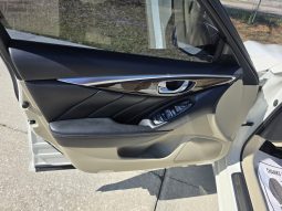 
										2019 Infiniti Q50 full									