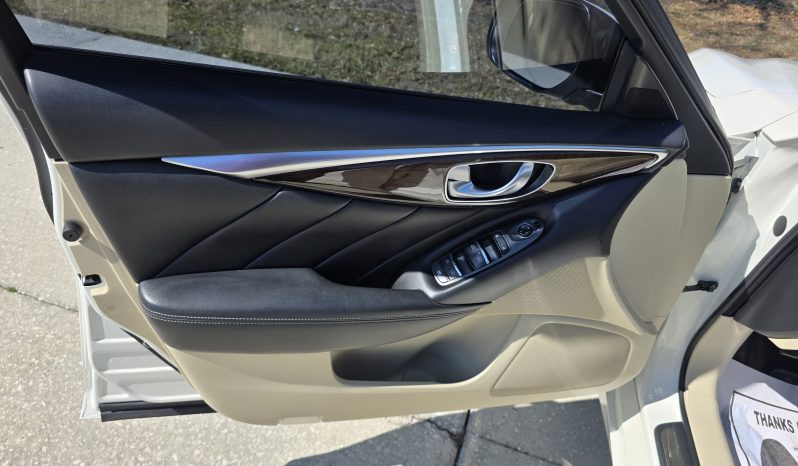 
								2019 Infiniti Q50 full									