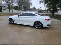
										2017 Infiniti Q60 Red Sport full									