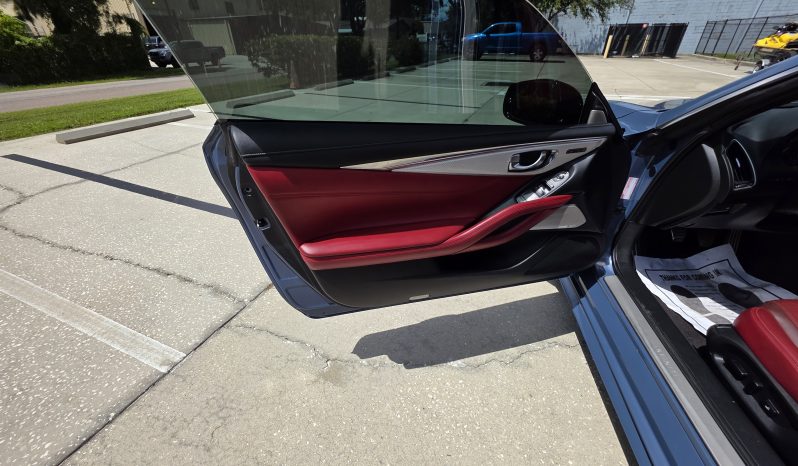 
								Infiniti Q60 full									