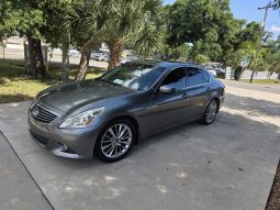 
										2013 Infiniti Q50 full									