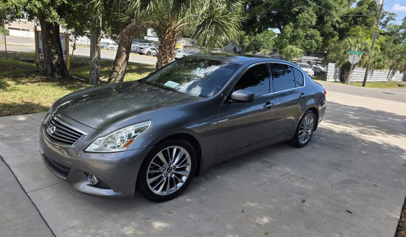 
								2013 Infiniti Q50 full									