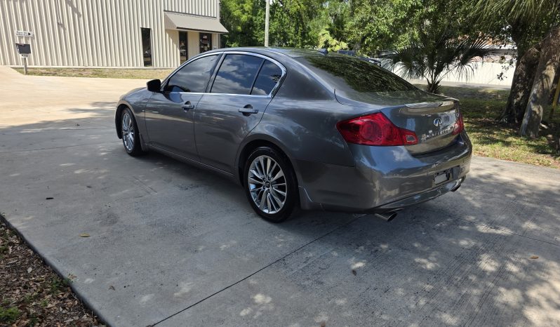 
								2013 Infiniti Q50 full									