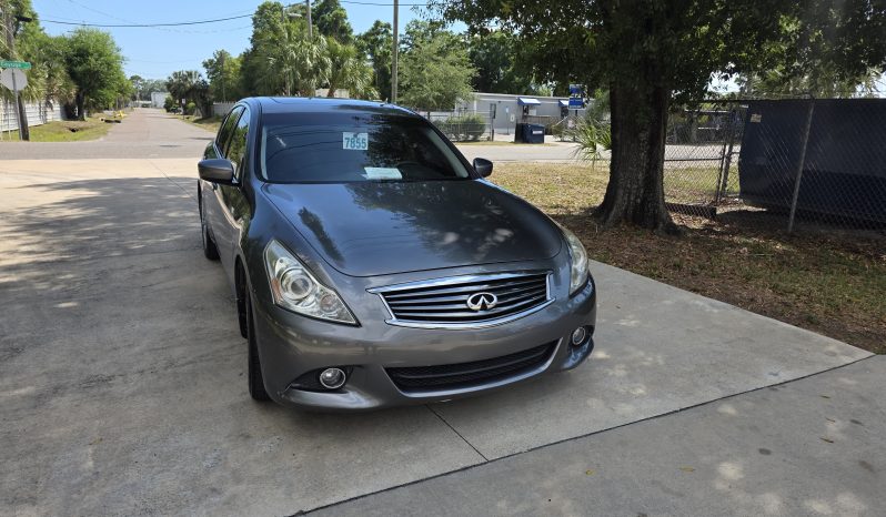 
								2013 Infiniti Q50 full									