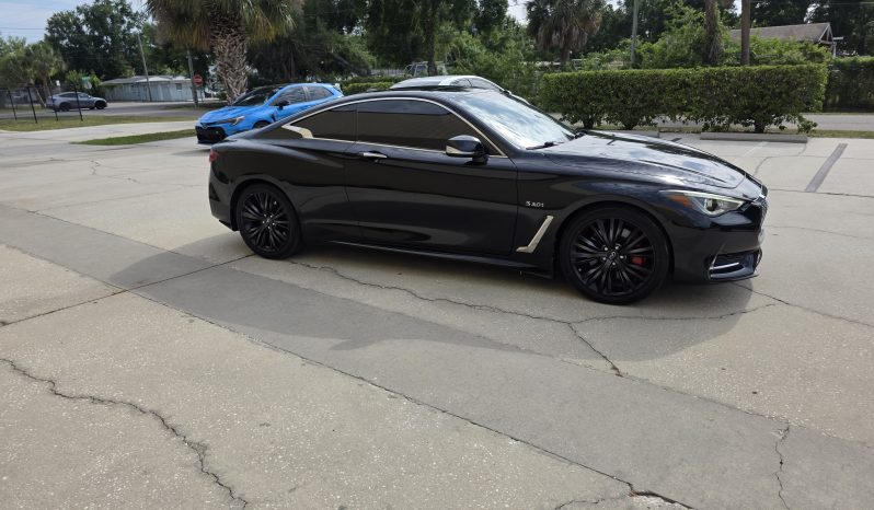 
								2017 Infiniti Q60 Coupe full									