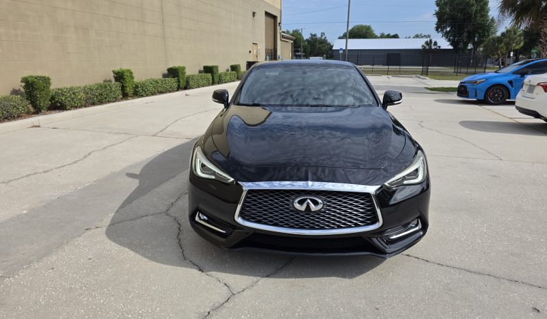 
								2017 Infiniti Q60 Coupe full									