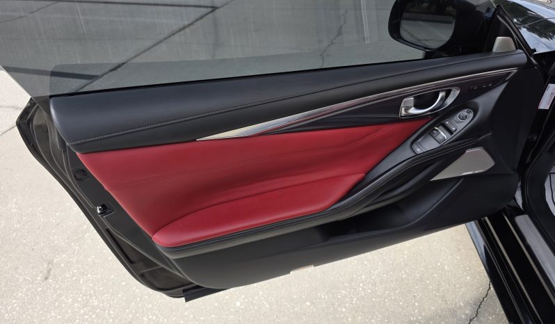 
								2017 Infiniti Q60 Coupe full									