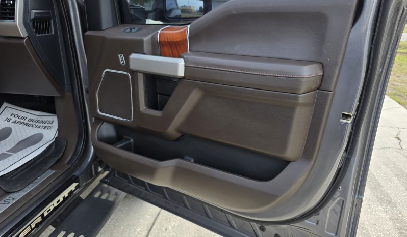 
								2021 Ford F-250 King Ranch full									